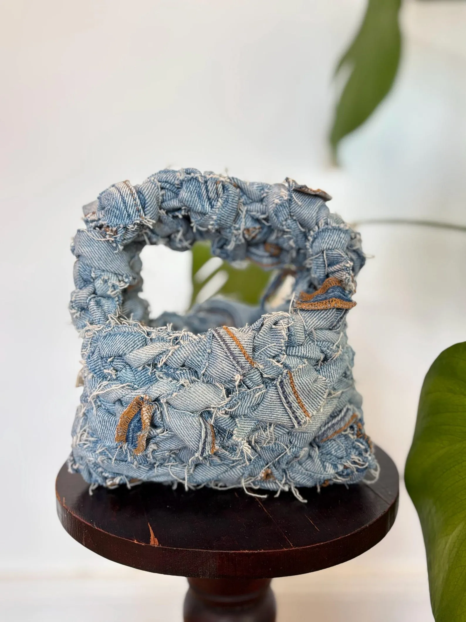 Gehäkelte Tasche aus alten Jeans